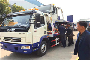 神农架林区汽车道路救援拖车价格